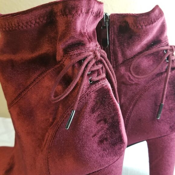 Francesca's Wine Burgundy Velvet Sock Ankle Boots Bootie Retro Size 10 - Picture 9 of 13